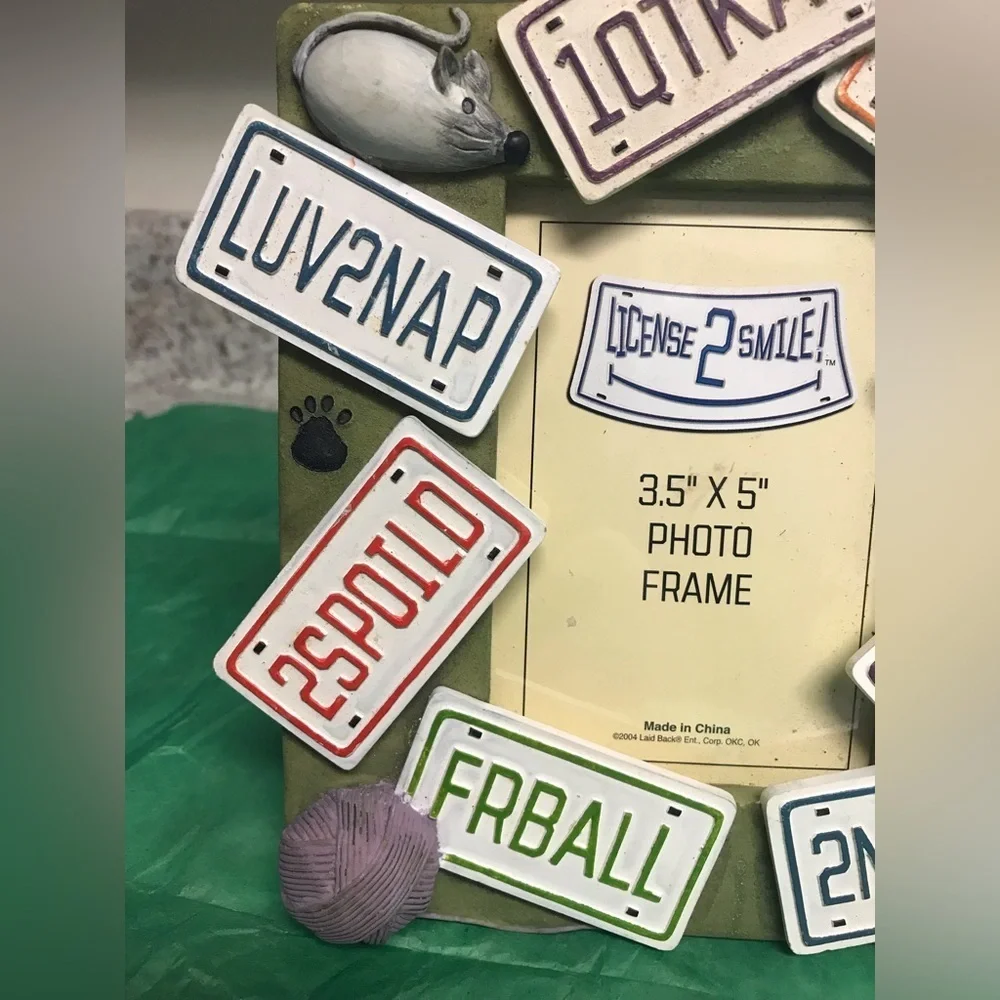 License to Smile Resin 3D Cat Personalized License Plates 3.5x 5